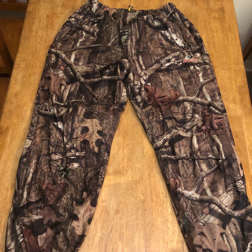 Camo Mossy Oak velvet pants